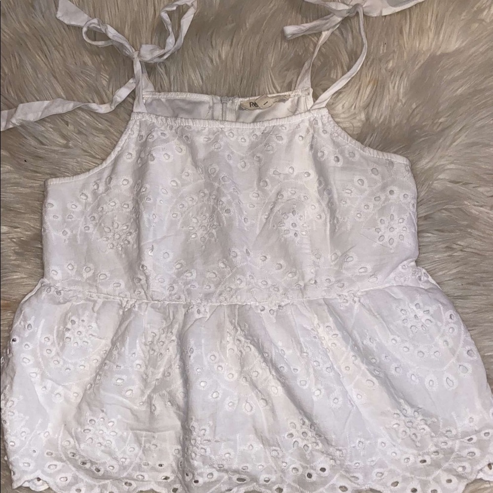 White tie straps eyelet top